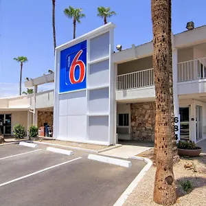 https://motel-6-scottsdale.scottsdalehotels.org