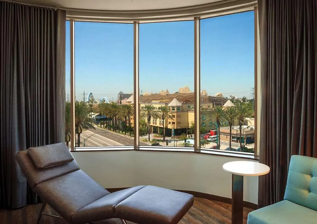 Hyatt House At Anaheim Resort/Convention Center 3*,